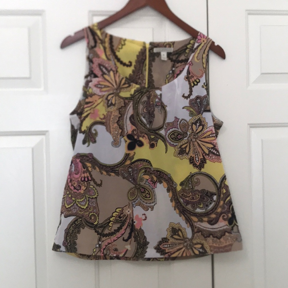 Dana Buchman sleeveless blouse in size M